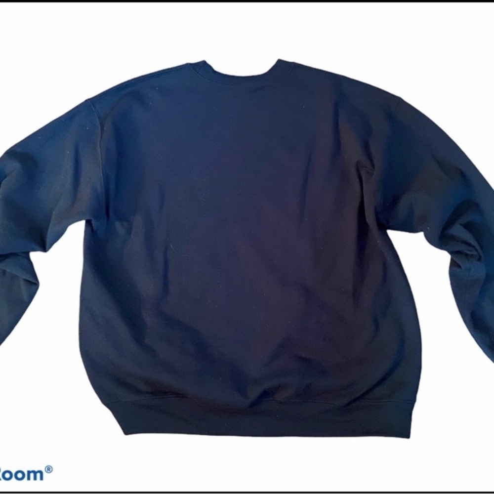 i Have Nothing To Wear Women’s Graphic Sweatshirt Size Large - Picture 2 of 6